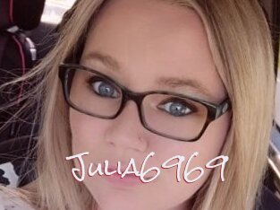Julia6969