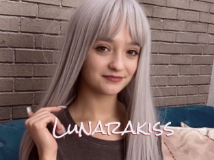 Lunarakiss