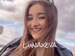 Lunaxeva