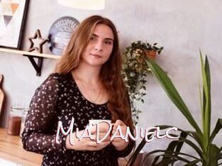 MiaDanielc