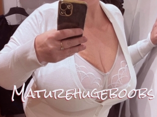 Maturehugeboobs