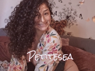 Petitesea