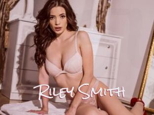 Riley_Smith