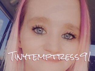 Tinytemptress91